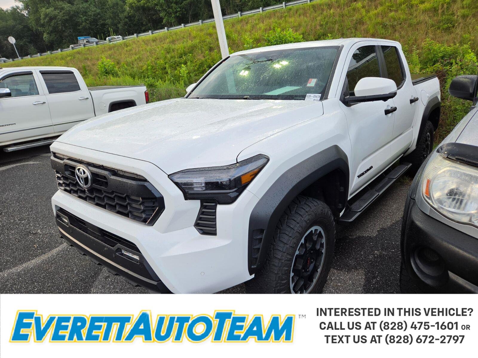 Used 2024 White Toyota SR5 image 1