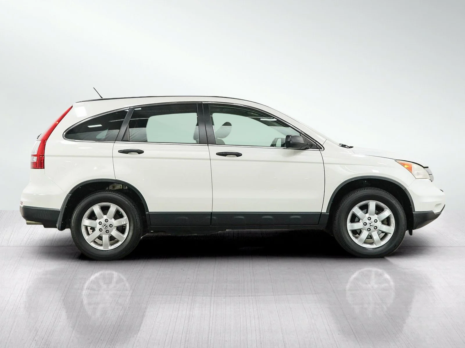Used 2011 Taffeta White Honda SE image 6