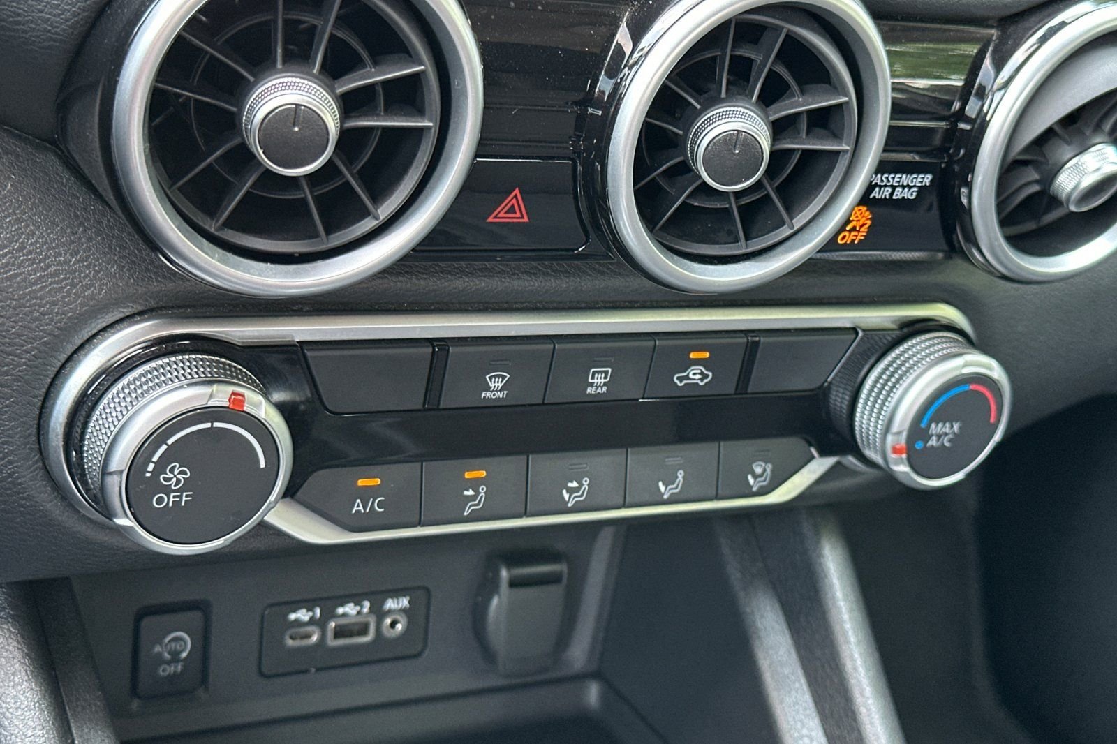 2025 Nissan Sentra SV - Photo 21