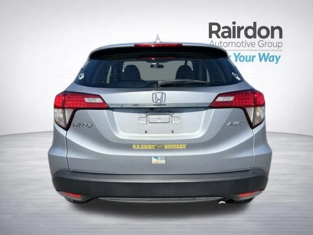 Used 2021 Lunar Silver Metallic Honda LX image 6