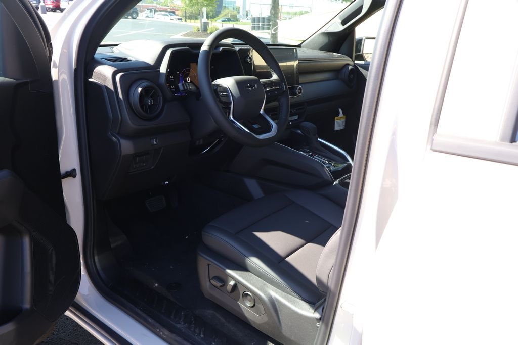 2026 Chevrolet Colorado Trail Boss - Photo 13