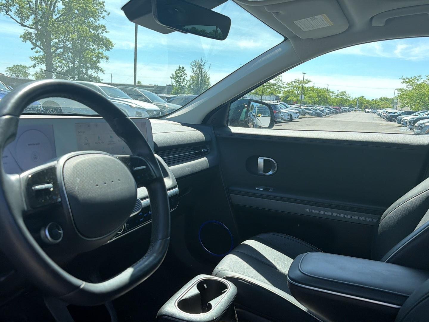 Used 2022 Digital Teal Hyundai Limited image 6