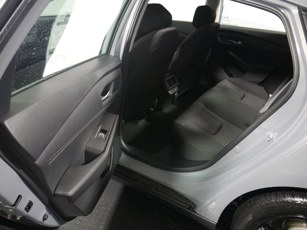 New 2026 Urban Gray Pearl Honda SE image 16