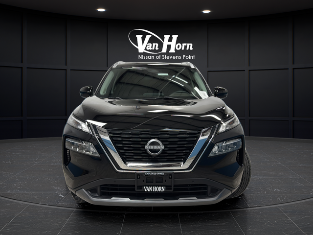 Used 2023 Super Black Nissan SL image 2