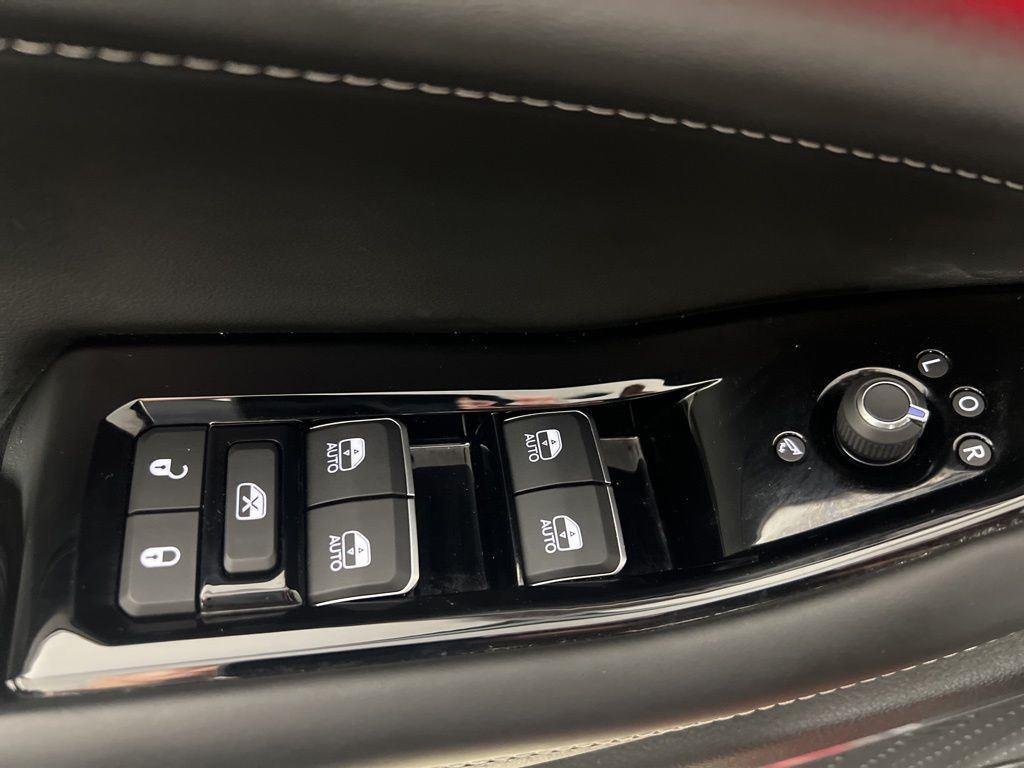 Used 2024 Velvet Red Pearlcoat Jeep Overland image 12
