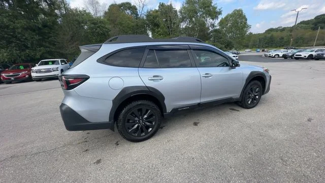Used 2023 Silver Subaru Onyx Edition image 9