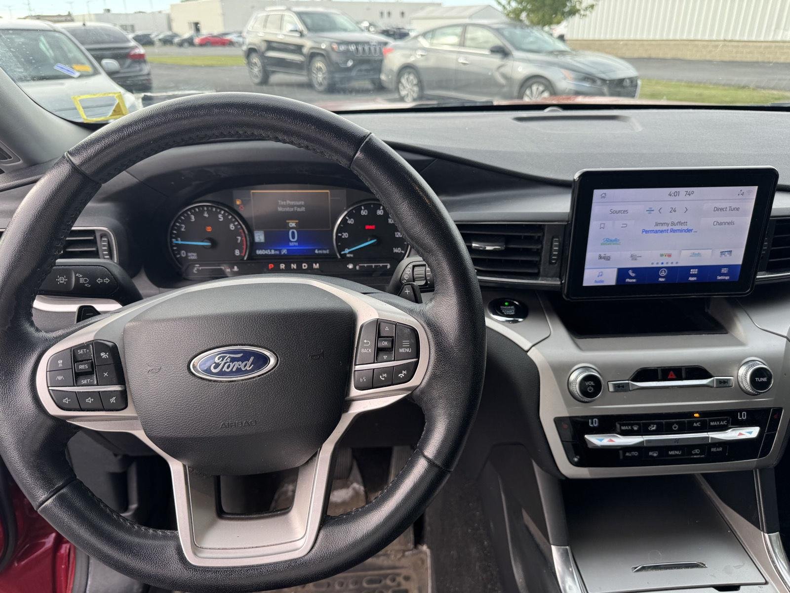 Used 2020 Rapid Red Metallic Tinted Clearcoat Ford XLT image 4