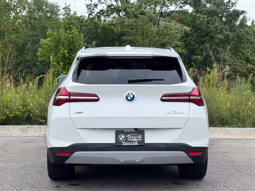 New 2026 Alpine White BMW 30 xDrive image 5