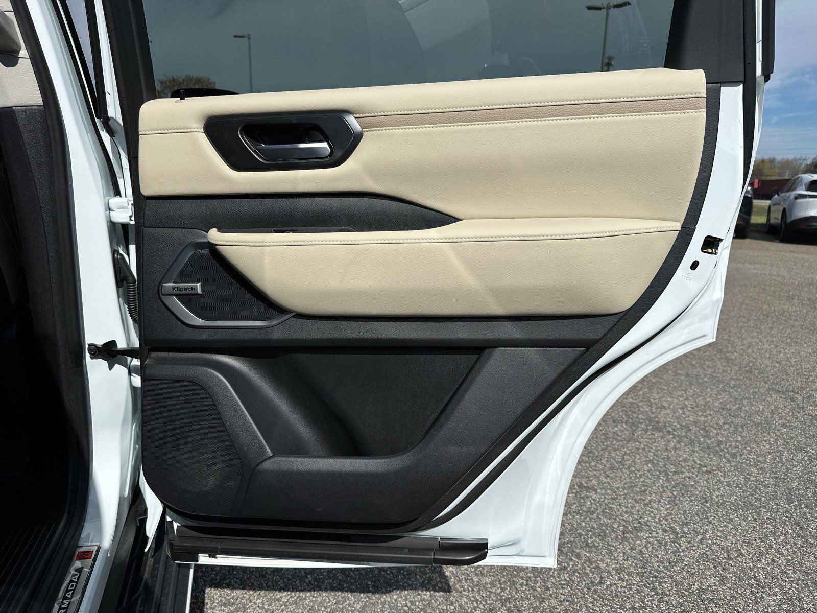 New 2026 White Nissan Platinum Reserve image 17