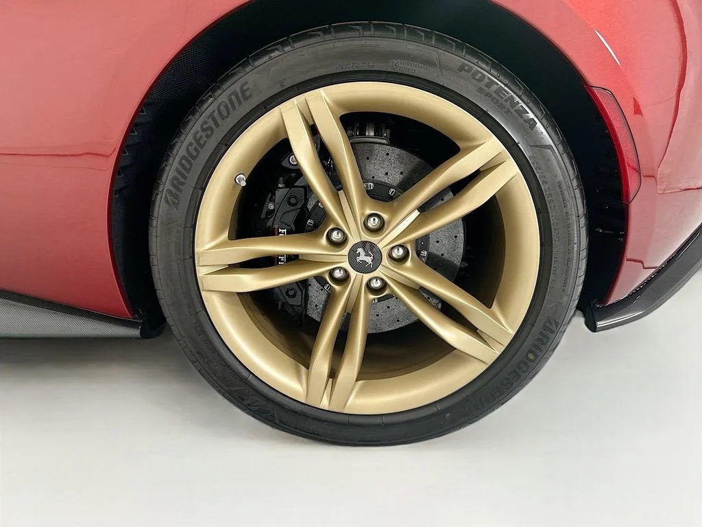 Used 2025 Rosso Fiorano Ferrari  image 27