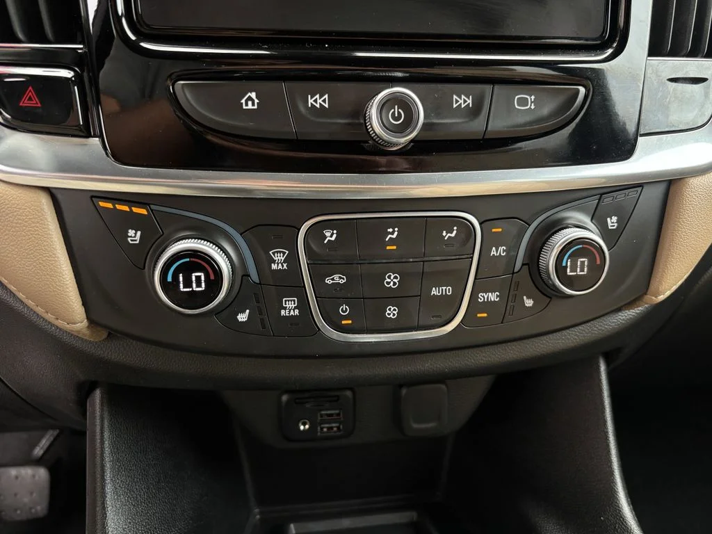 Used 2023 Red Chevrolet Premier image 18