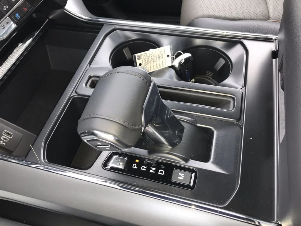 Used 2025 Blue Ford Lariat image 20