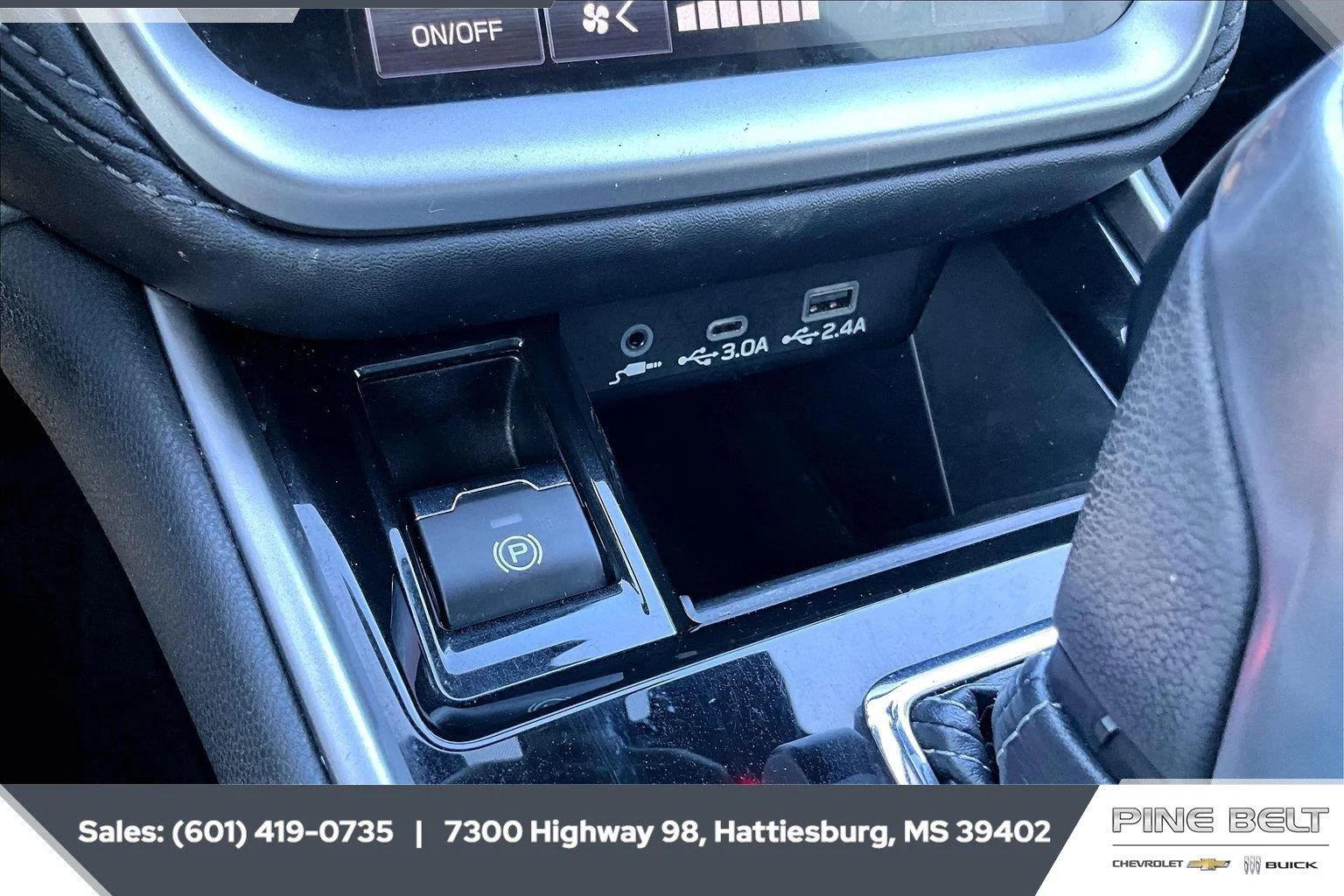 Used 2023 Ice Silver Metallic Subaru Touring image 24