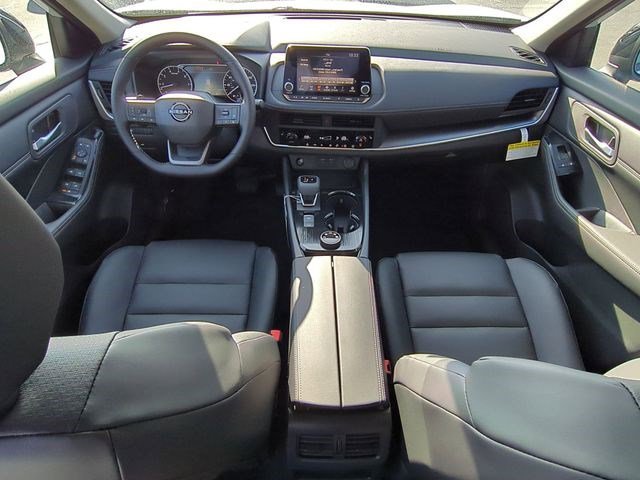 New 2026 Everest White Pearl Tricoat Nissan Dark Armor image 14