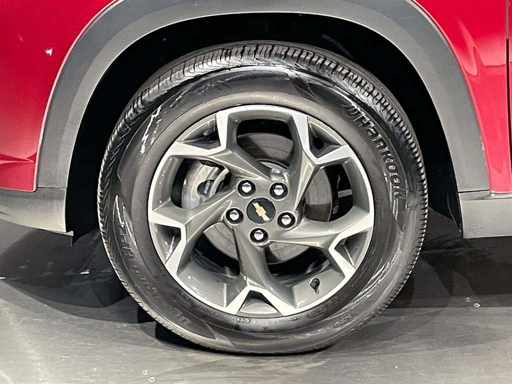 Used 2025 Red Chevrolet LT image 35