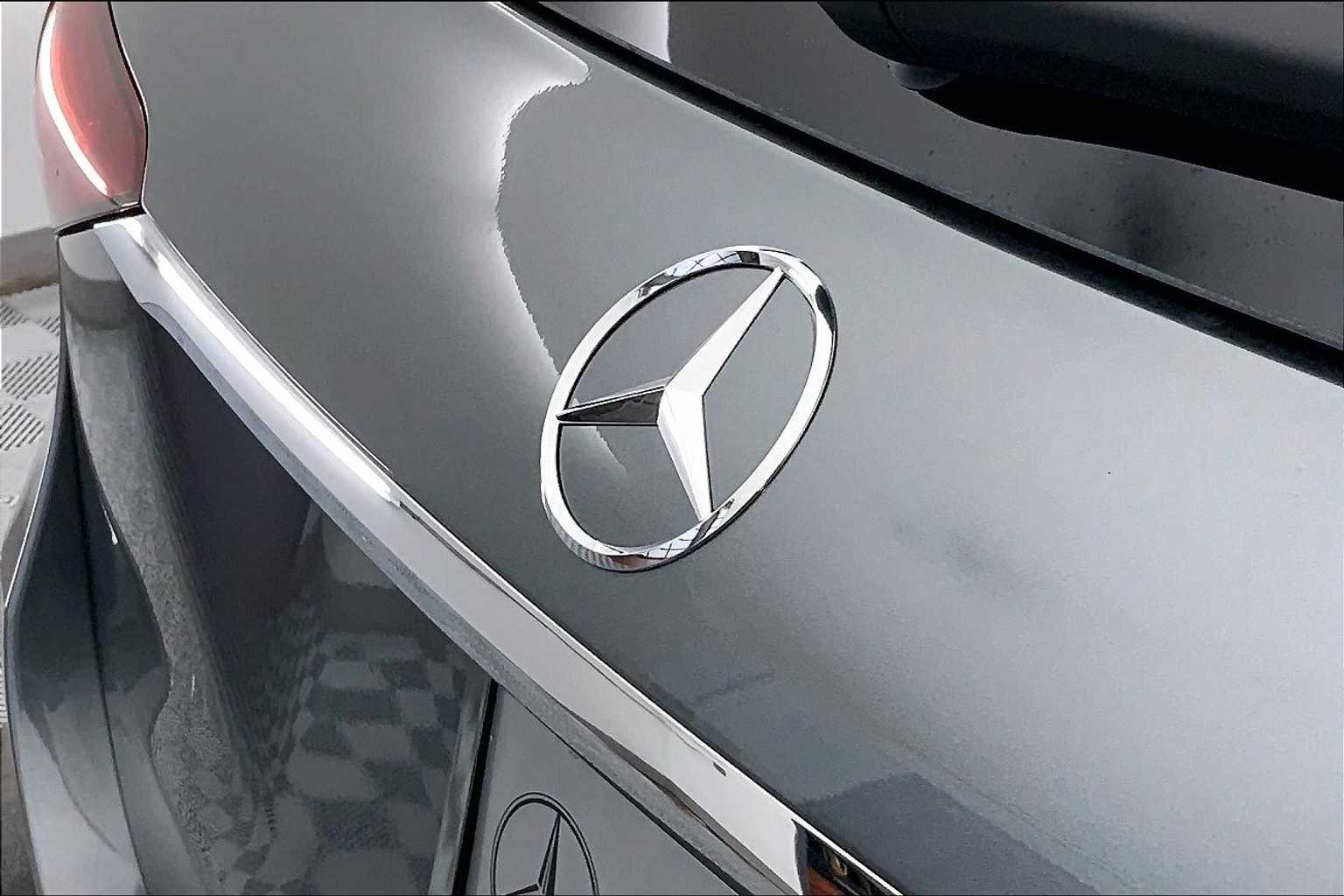 New 2026 Selenite Grey Metallic Mercedes-Benz GLE 450 image 22