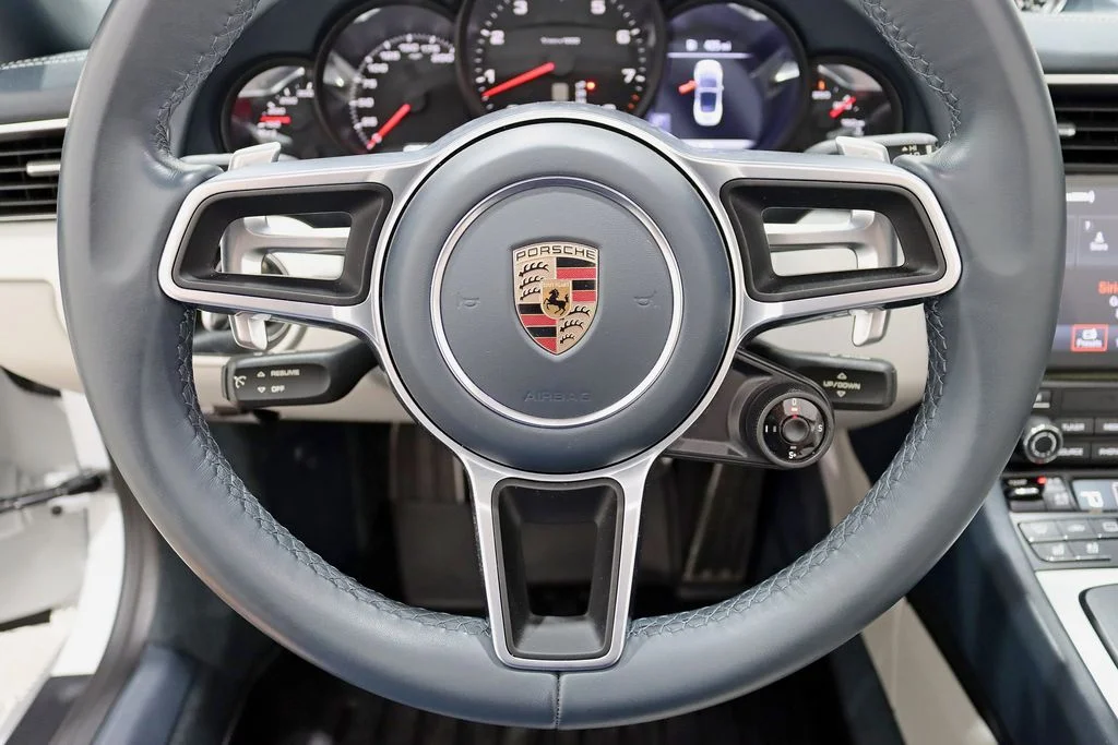 Used 2018 White Porsche Carrera 4 image 16