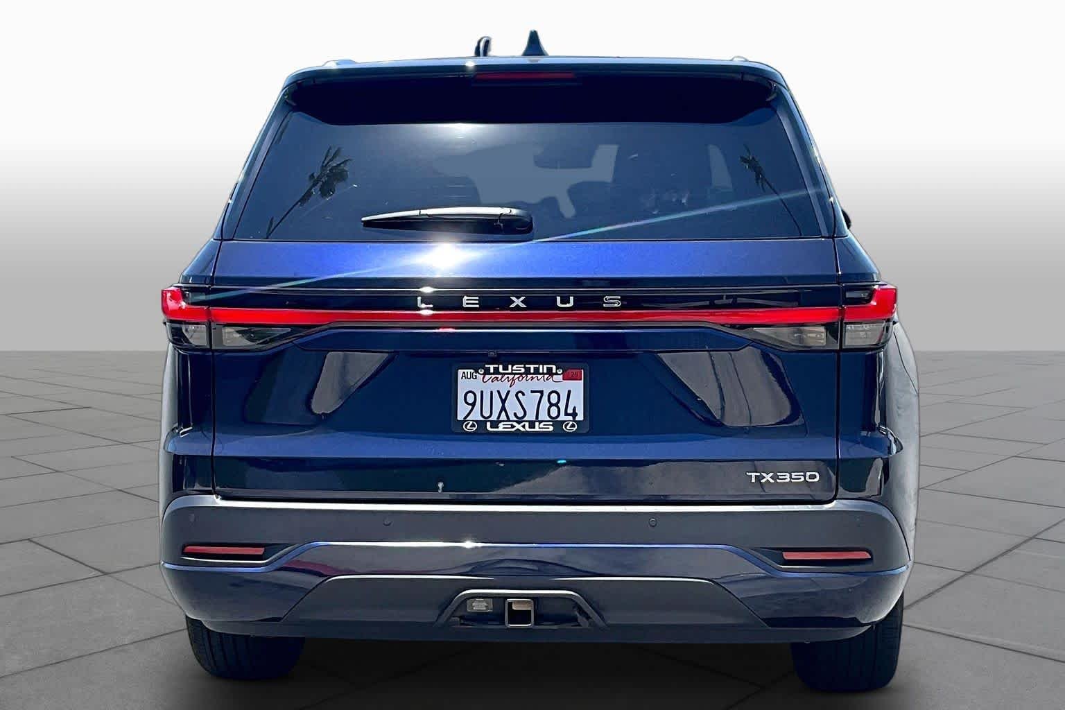 Used 2025 Nightfall Mica Lexus Premium image 5