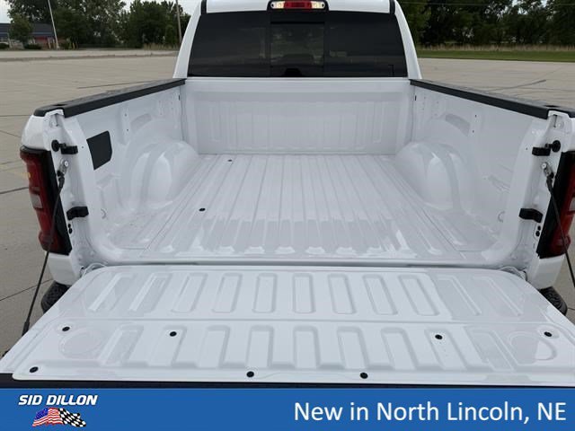 New 2026 Bright White Clear-Coat Exterior Paint RAM Warlock image 7