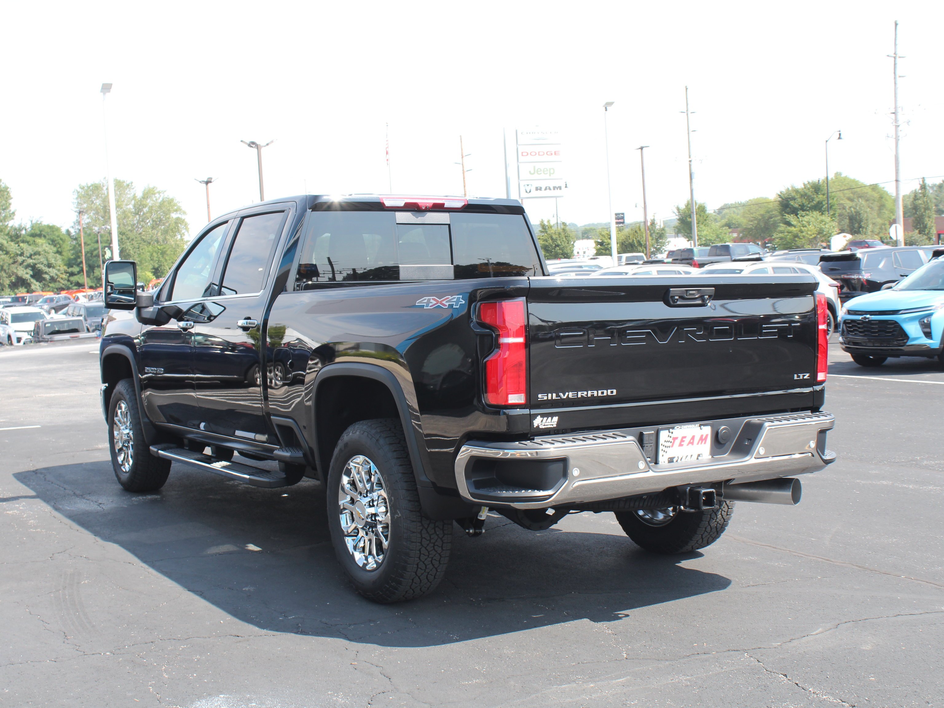 2026 Chevrolet Silverado 2500 HD LTZ - Photo 8