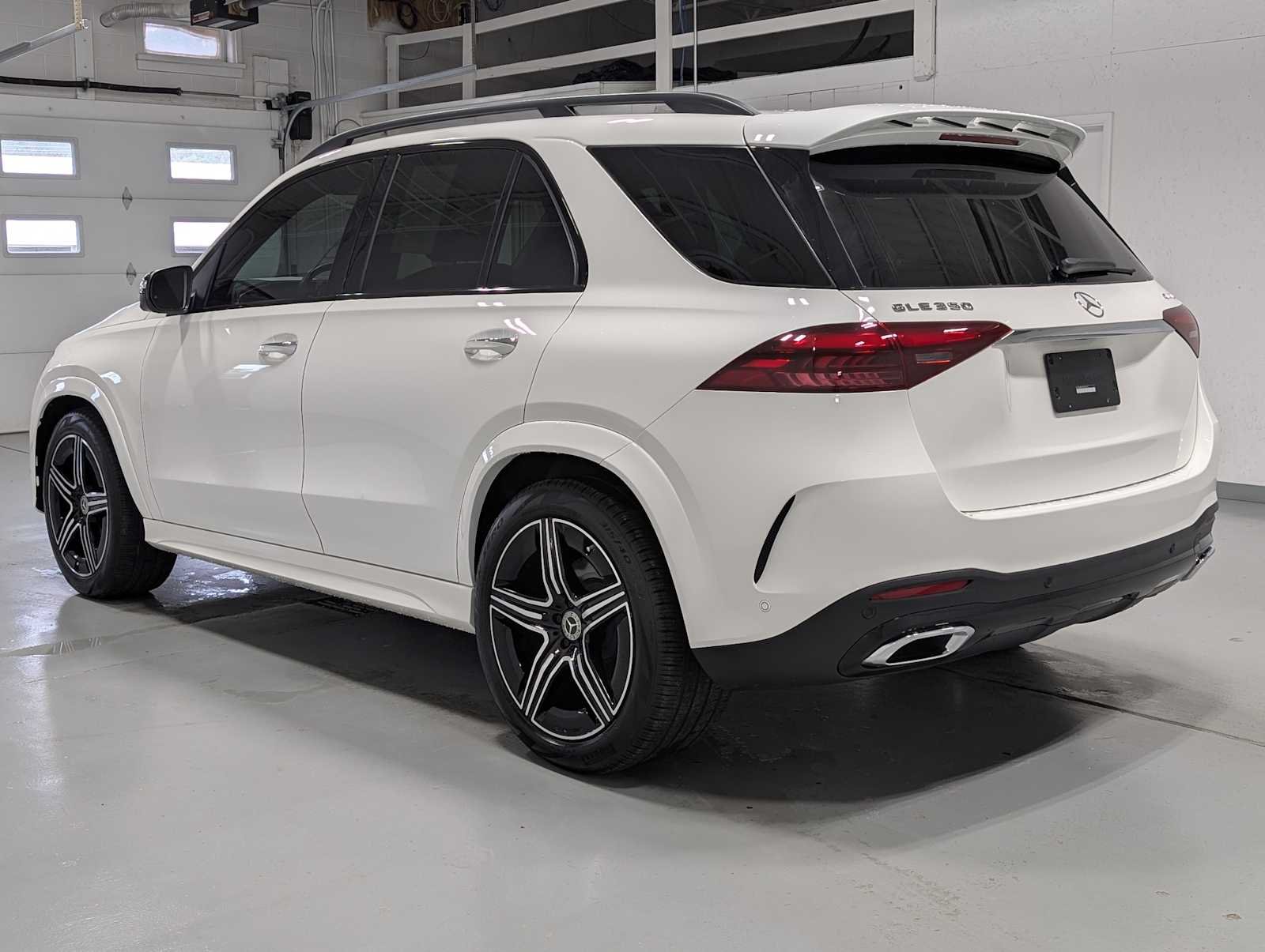 Certified Used 2025 Polar White Mercedes-Benz GLE 350 image 10