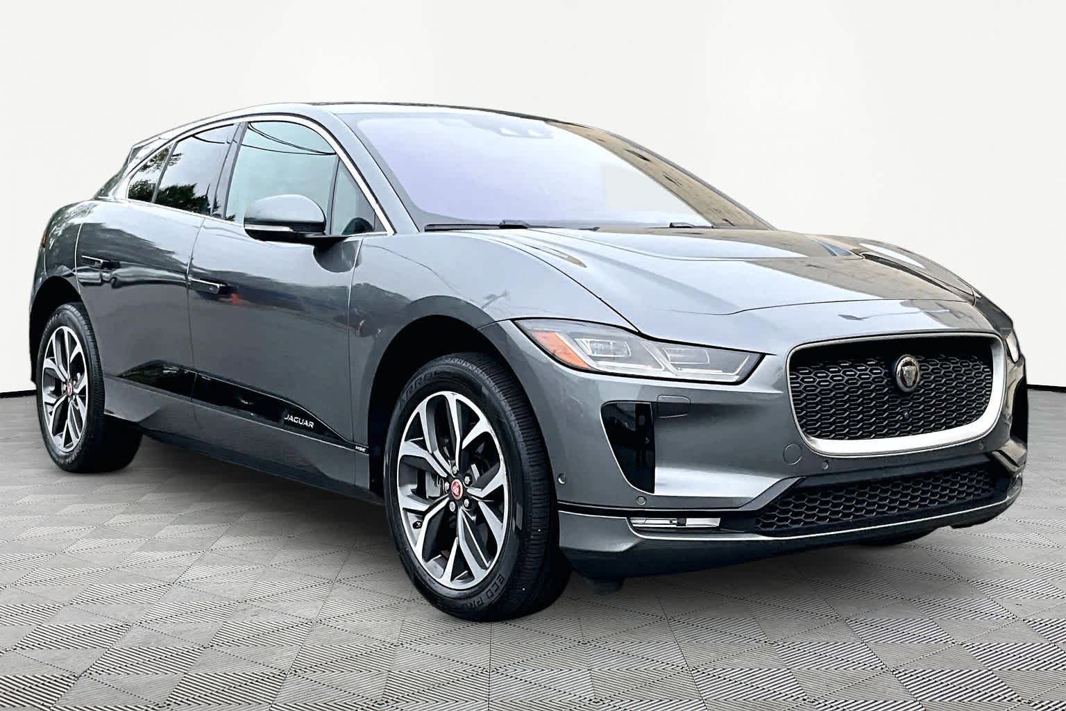 Used 2020 Corris Grey Metallic Jaguar HSE image 4