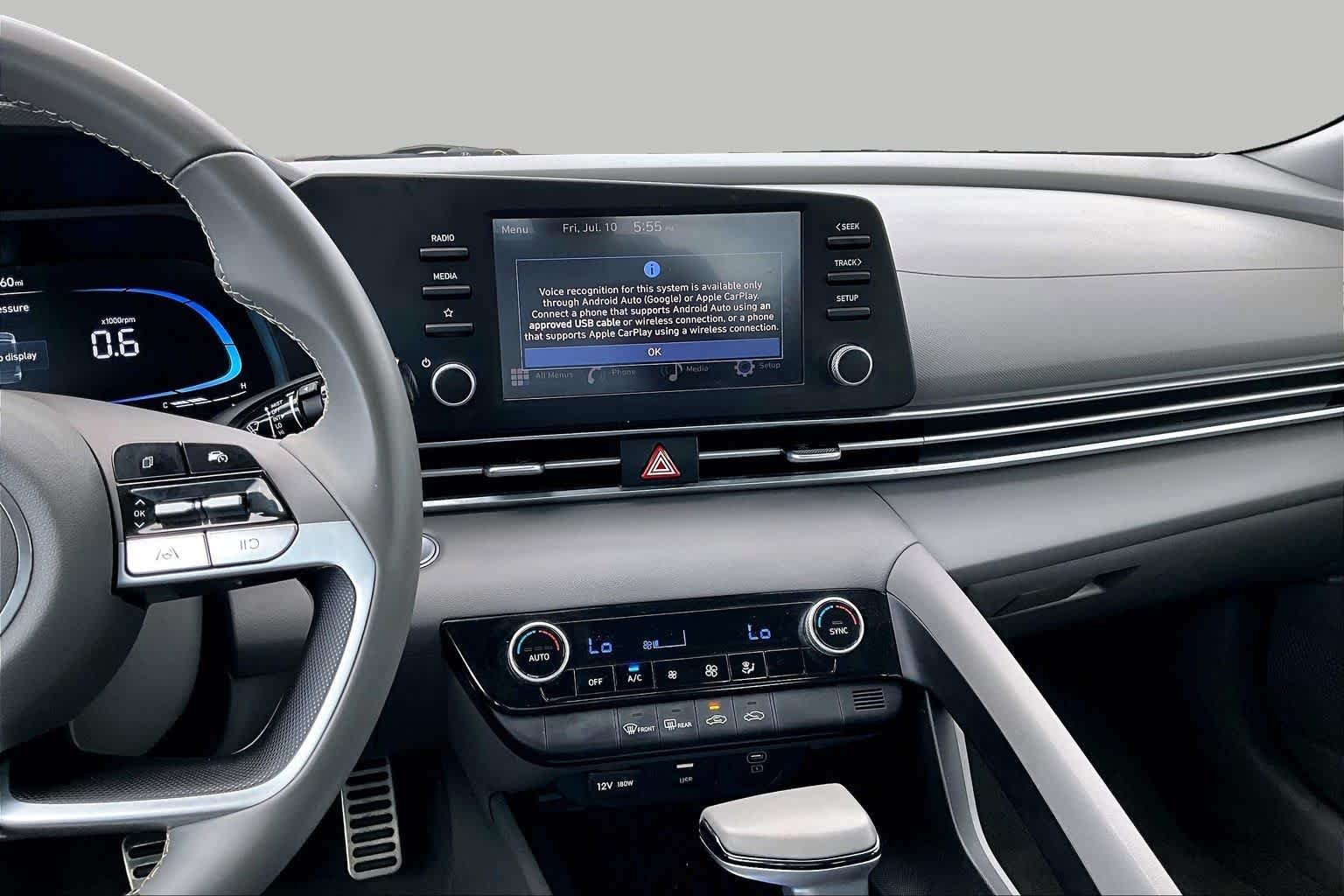 Used 2025 Amazon Gray Hyundai SEL Sport image 7
