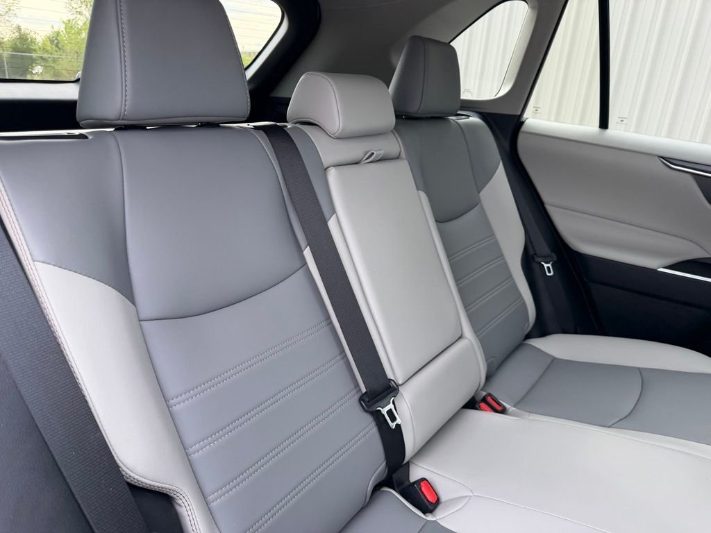 Used 2025 Beige Toyota XLE Premium image 32
