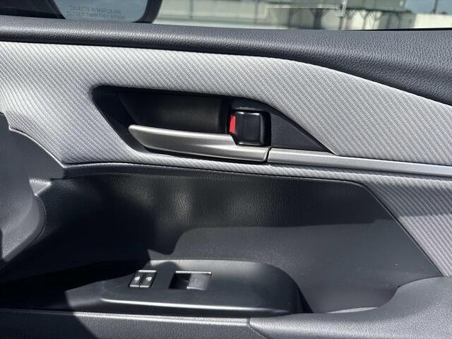 Used 2025 Midnight Black Metallic Toyota SE image 14