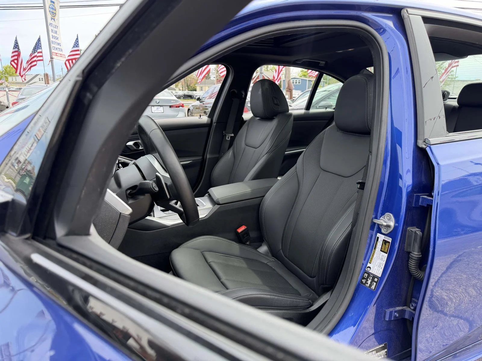 2026 BMW 3 Series 330i - Photo 19