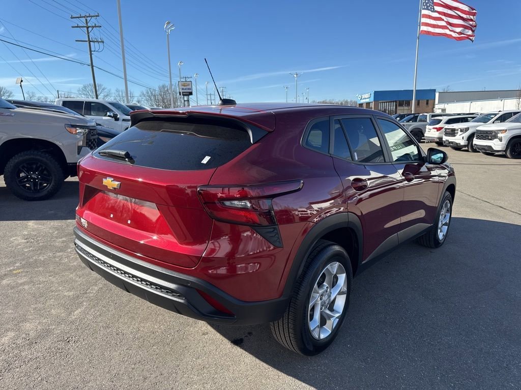 View vehicle photo 5