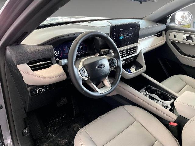 New 2027 Carbonized Gray Metallic Ford Active image 9