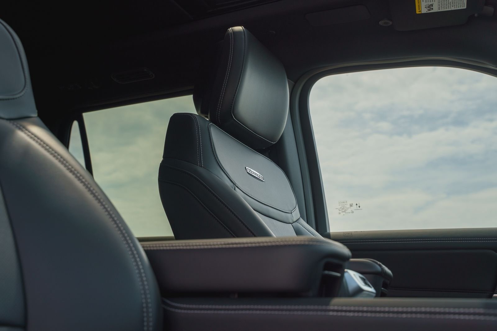 New 2026 Glacier Gray Metallic Tri-Coat Ford MAX Platinum® image 11