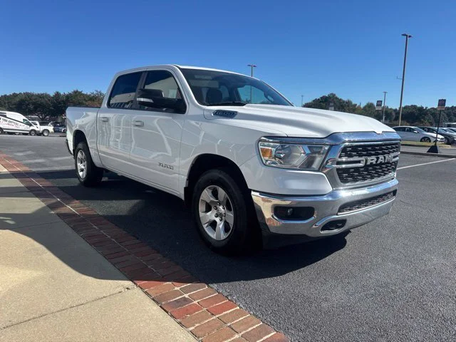 Used 2022 White Ram Big Horn/Lone Star image 3