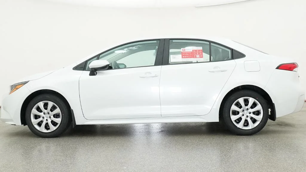 New 2026 Wind Chill Pearl Toyota LE image 2