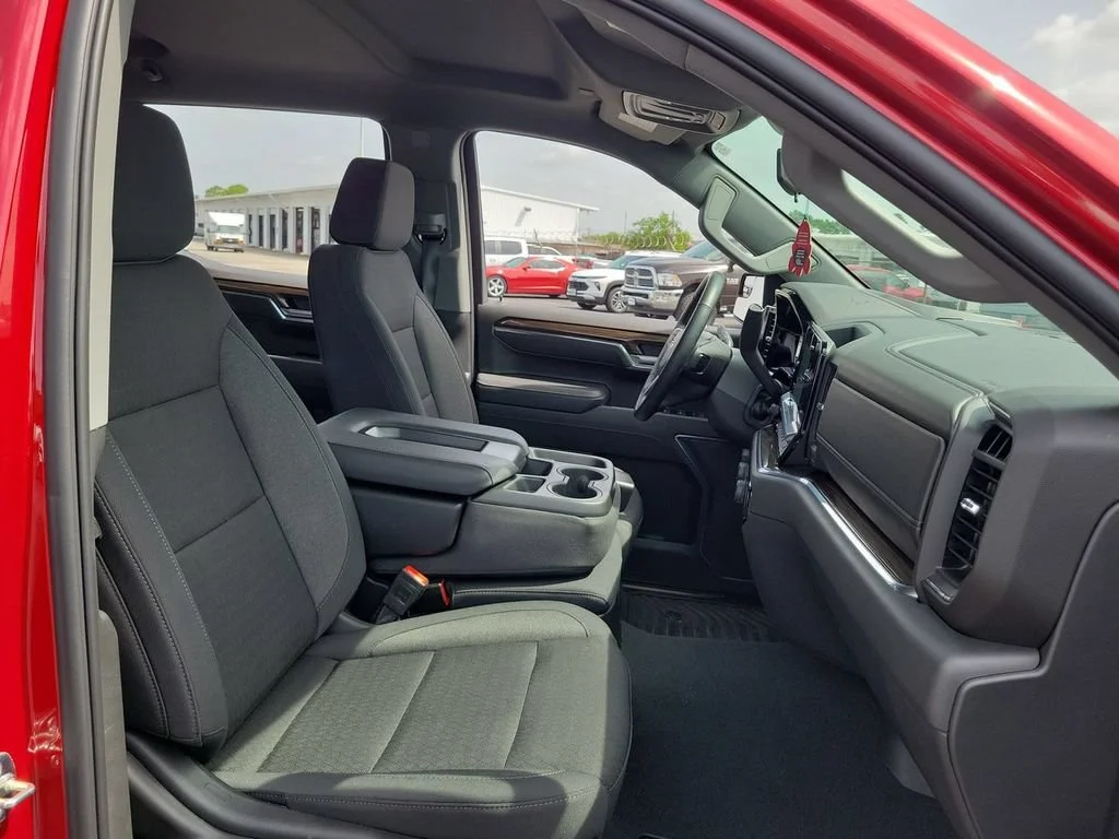 Certified Used 2025 Radiant Red Tintcoat Chevrolet RST image 28