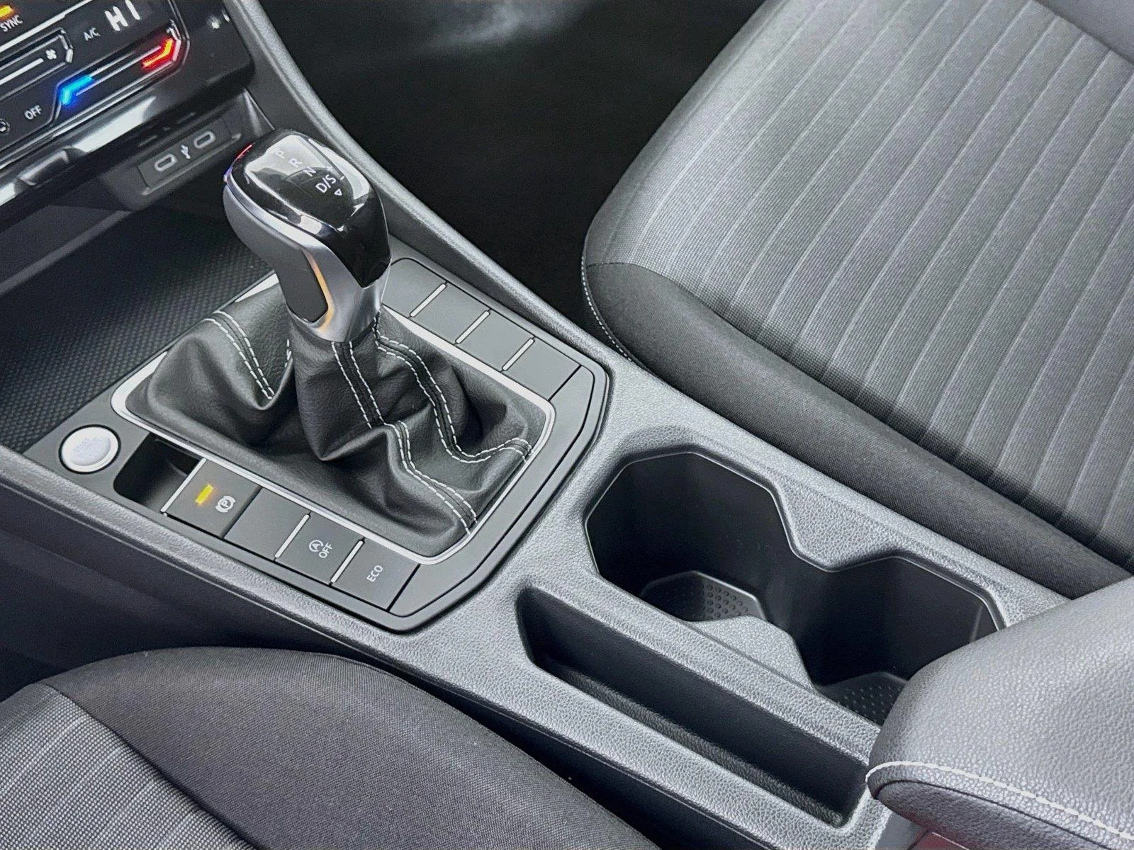 New 2027 Deep Black Pearl Volkswagen S image 16