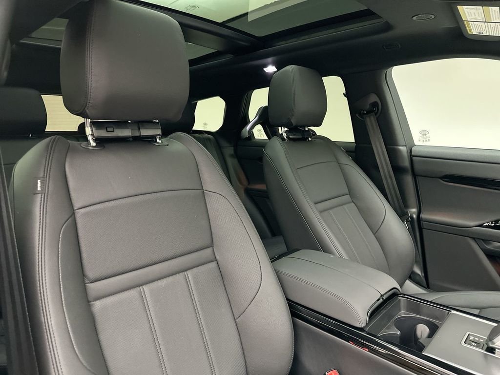 New 2026 Ostuni Pearl White Land Rover S image 6