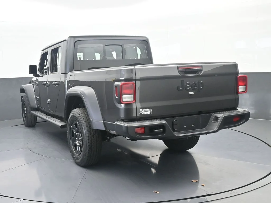 New 2026 Granite Crystal Metallic Clear-Coat Exterior Paint Jeep Sport image 4