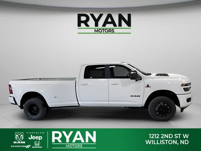 New 2026 Bright White Clear-Coat Exterior Paint RAM Laramie image 10