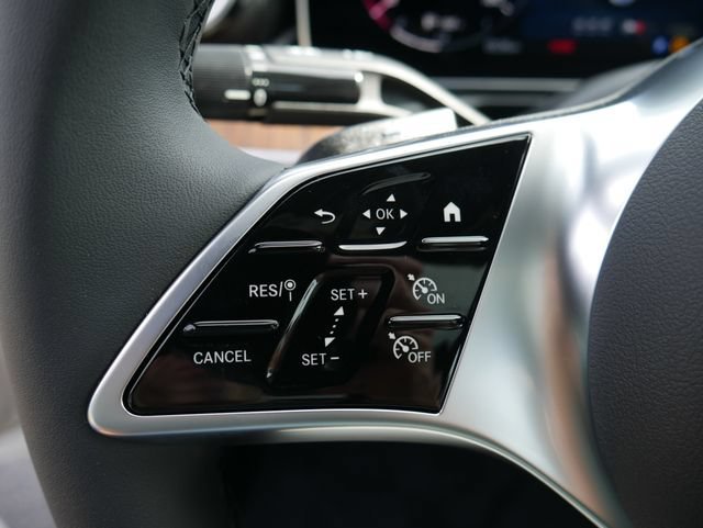 New 2026 Polar White Mercedes-Benz C 300 image 32