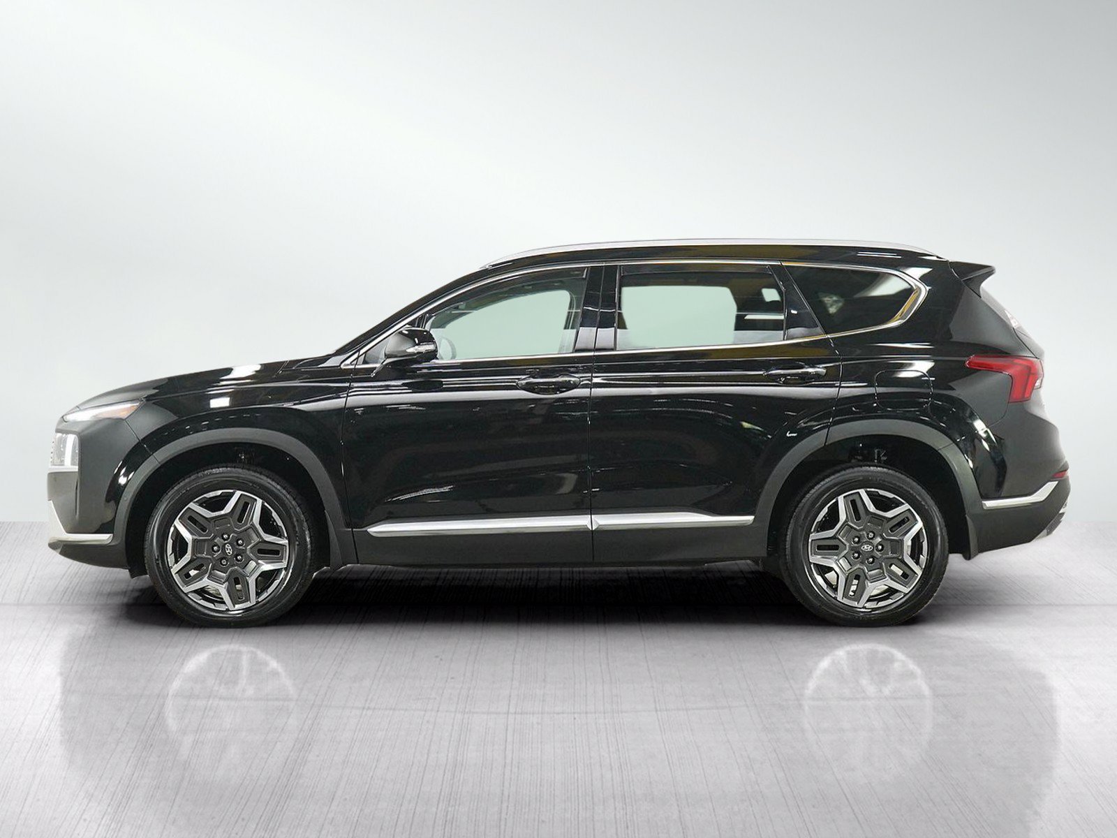 Used 2023 Hyundai Santa Fe Limited with VIN 5NMS4DALXPH499980 for sale in Minneapolis, Minnesota