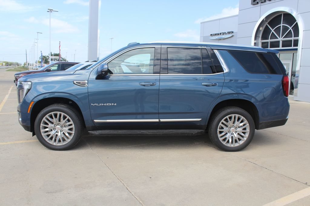 New 2026 Downpour Metallic GMC Elevation image 6