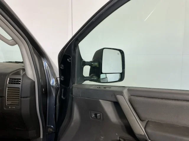 Used 2006 Smoke Metallic Nissan LE image 8