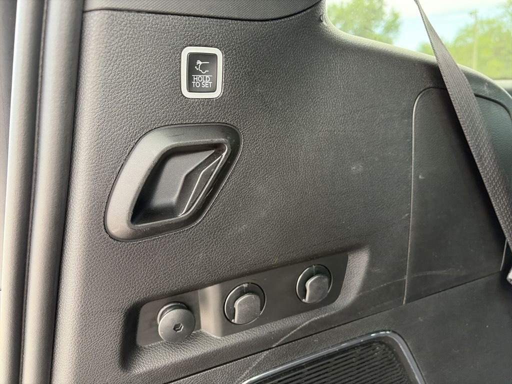 Used 2024 Black Jeep Series III image 35