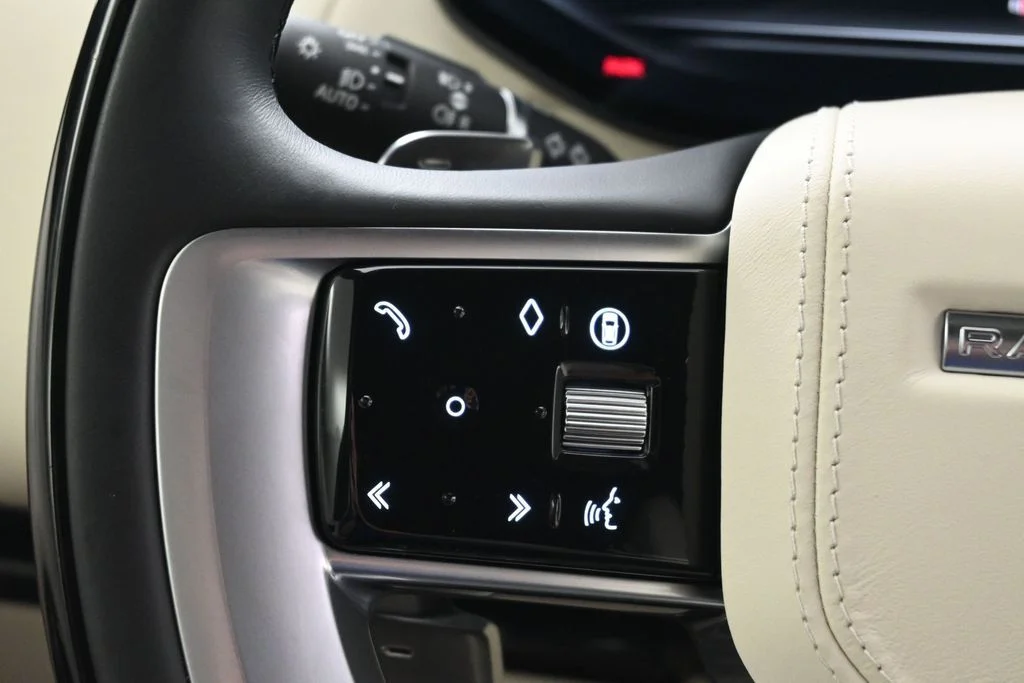 Certified Used 2024 Black Land Rover SE image 20