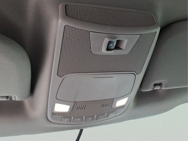 Used 2018 Gray Ford XLT image 30
