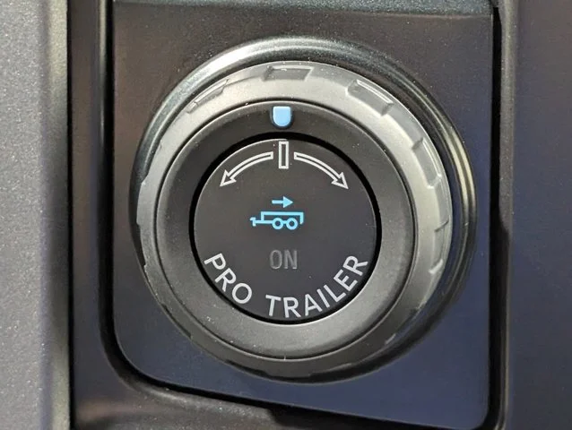 New 2026 Agate Black Metallic Ford XLT image 42