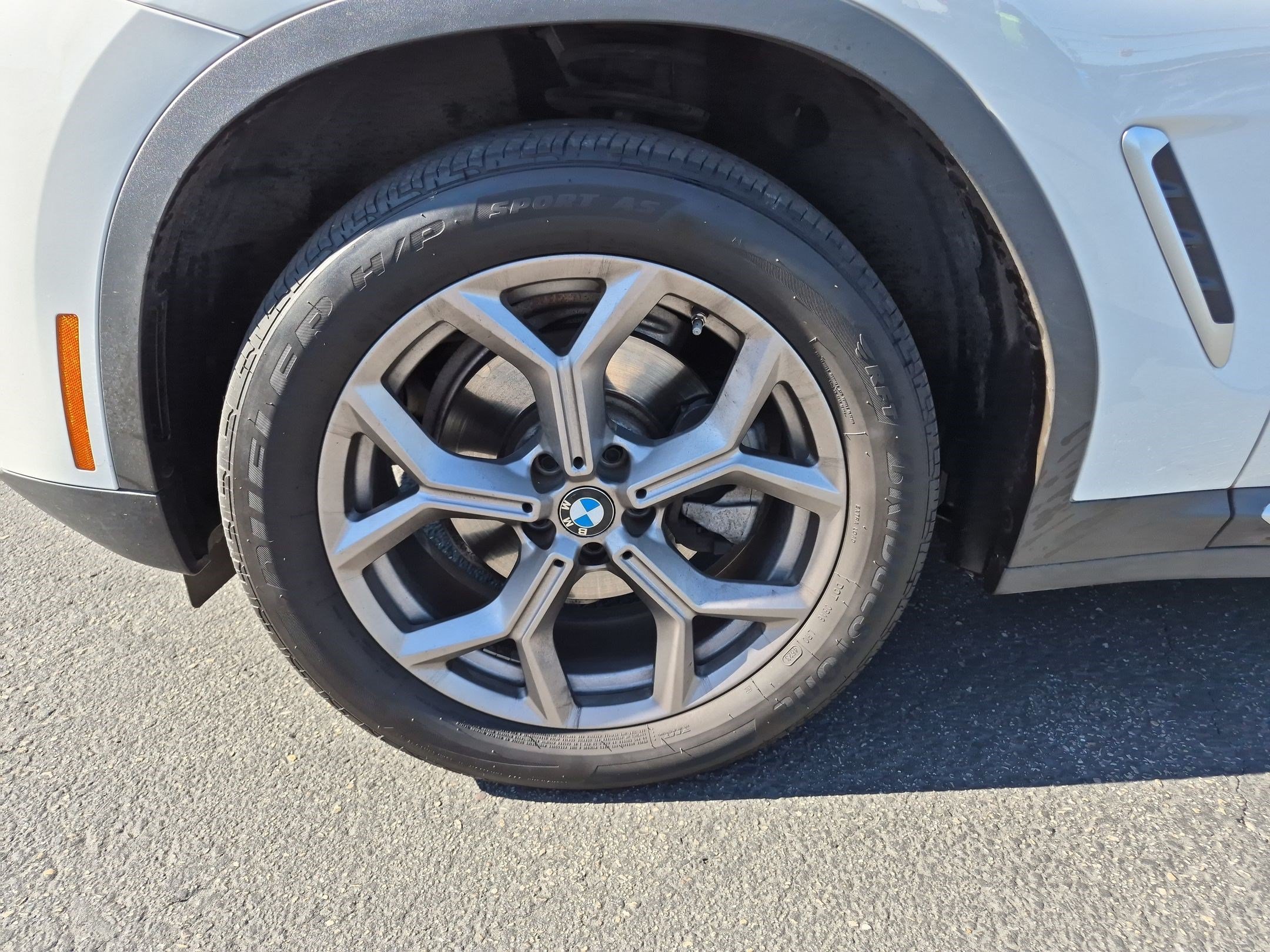 Used 2022 White BMW xDrive30i image 13