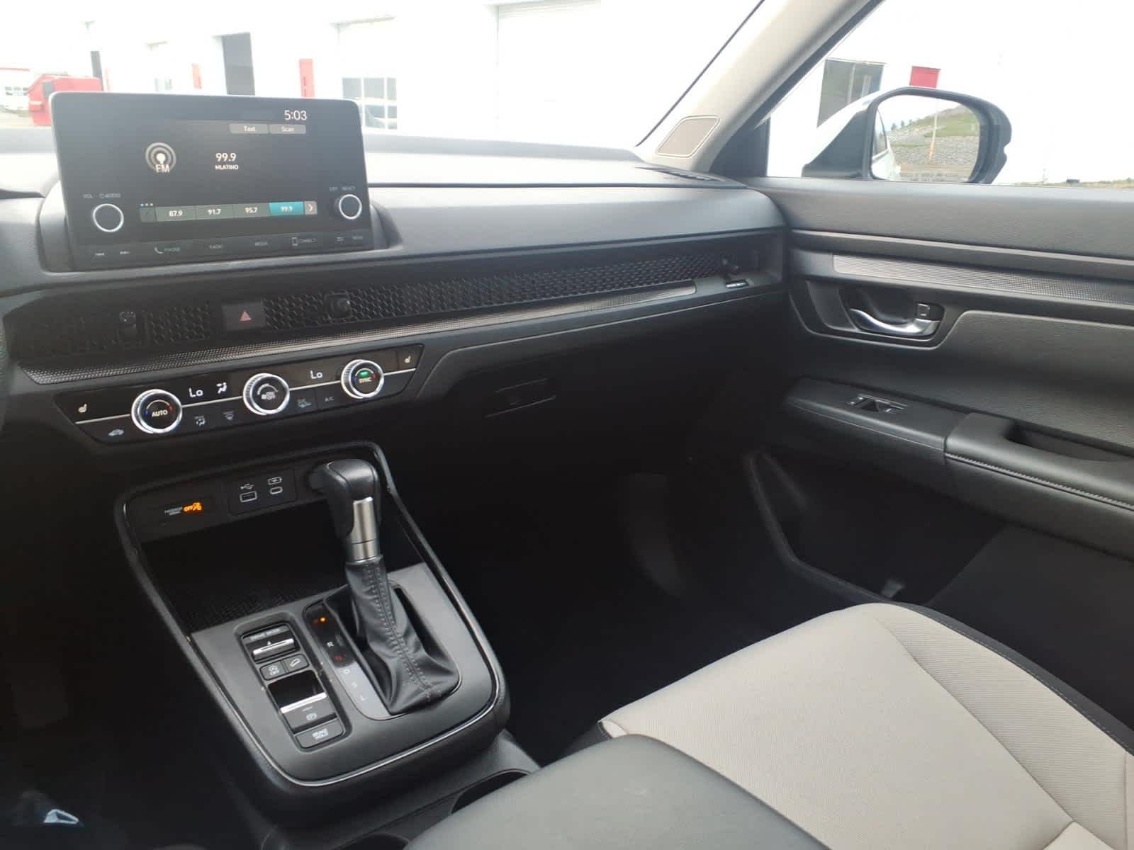 2025 Honda CR-V EX - Photo 15